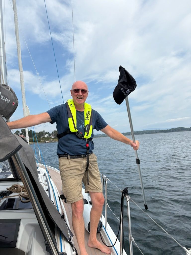 img_20250815_1912338879554690663216372